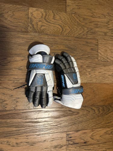 Brine King Superlight Lacrosse Gloves 13" (Used)