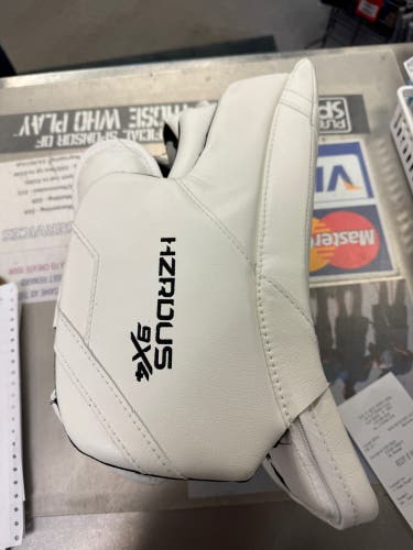 True HZRDUS 9X4 Regular blocker senior SR adult ice hockey