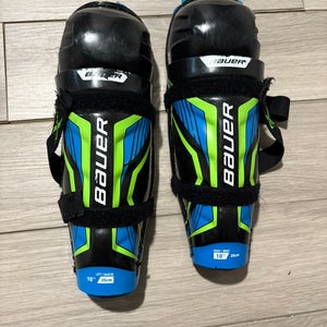 Youth Bauer 10" Shin Pads (Used)
