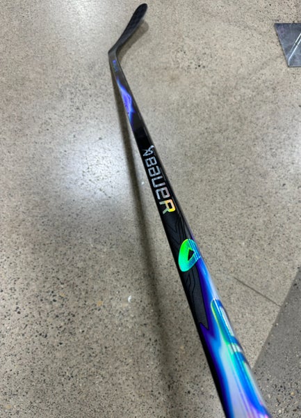 Intermediate Bauer Vapor FlyLite, Right, 65 Flex, P92, (New)