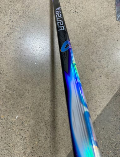 Senior Bauer Vapor FlyLite, P92, Right, 70 Flex (New)