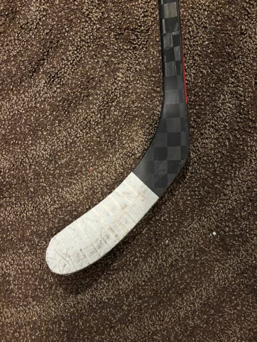 Senior PRO Redline Right Handed Hockey Stick PRO8 Pro Stock (Used)