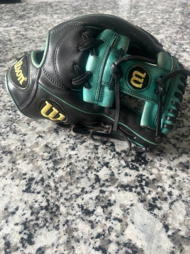 2008 Wilson A2000 H2R RH Infield Baseball Glove 11.75" (Used)