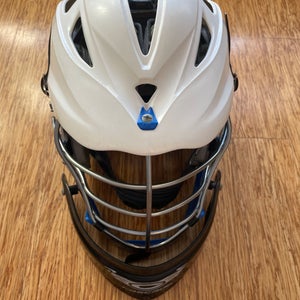 Cascade Pro 7 Goalie Helmet (Used)