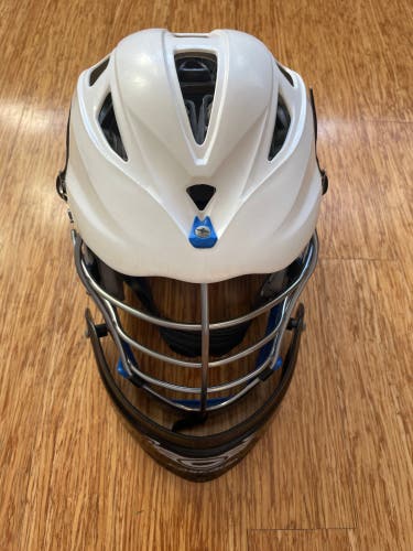 Cascade Pro 7 Goalie Helmet (Used)