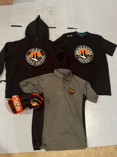 Trail Smoke Eaters (BCHL) Bundle - Medium/Large Sweatshirt, Shirt, Polo & Left Bauer Glove