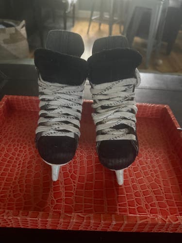 Bauer Impact 300 Hockey Skates Regular Width