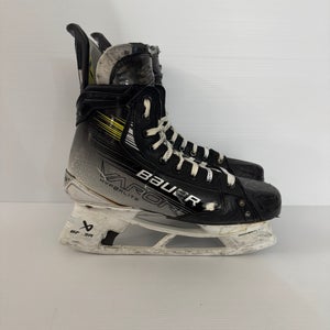 Used Size 9.75 Fit 2 Bauer Vapor Hyperlite 2 Pro Stock Hockey Skates