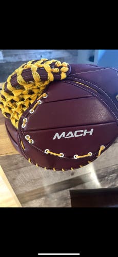 35" 2023 Bauer Supreme Mach Goalie Leg Pads (Used)