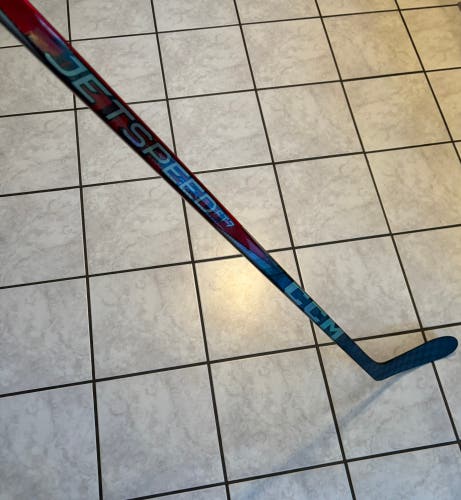 Senior CCM JetSpeed FT7 Left Hand Hockey Stick P28 (New)