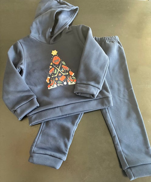 Kids Size 5-6 Hockey Tree Sweatsuit, New