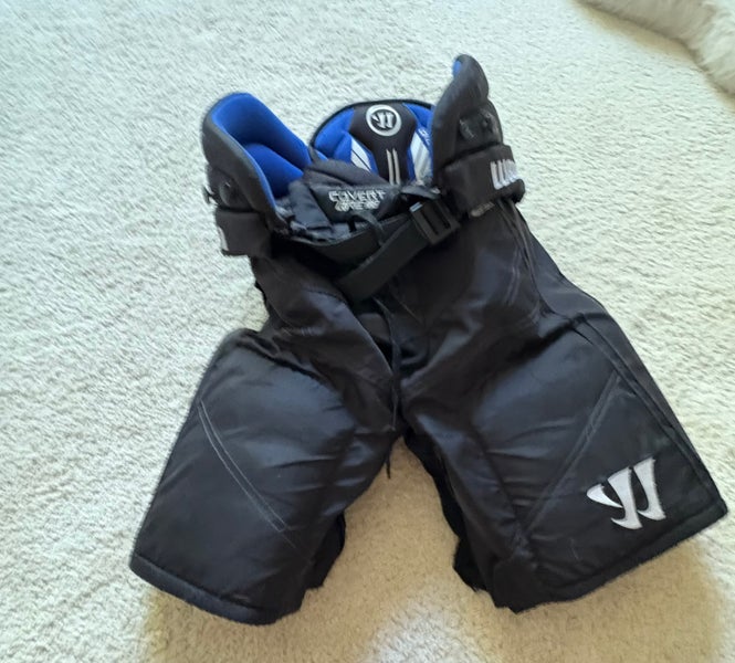 Junior Small Warrior Covert QRE20 pro Hockey Pants (Used)