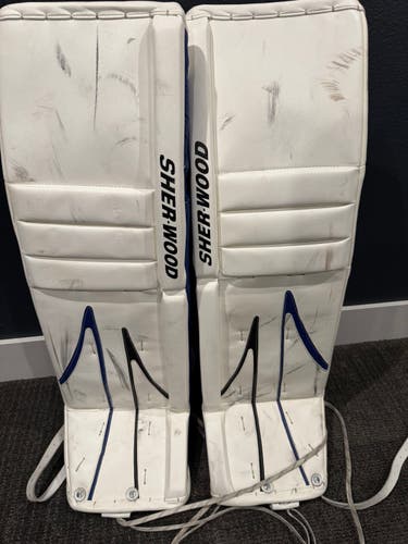 2015 35" Sher-Wood T95 Goalie Leg Pads (Used)