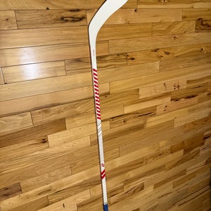 Junior Warrior Novium 2 SP Right Handed Hockey Stick W28 (Used)