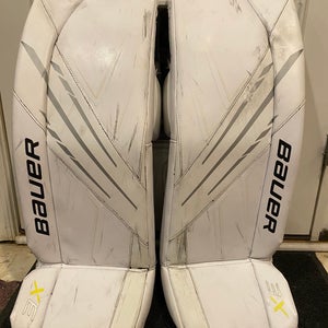 32" Bauer Vapor 3X Goalie Leg Pads (Used)