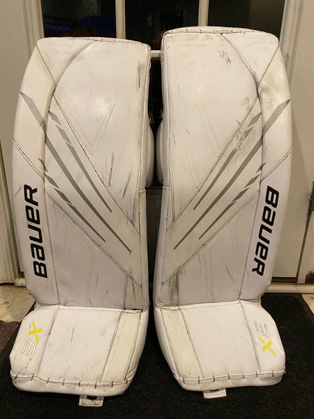 32" Bauer Vapor 3X Goalie Leg Pads (Used)