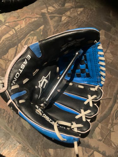 Easton RH Baseball Glove 9.5" (Used)