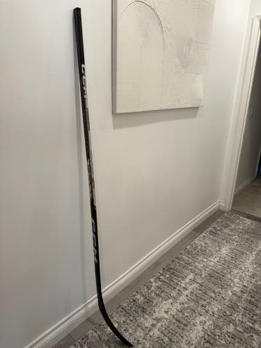 Senior CCM Tacks XF Pro Right Handed Hockey Stick P28 (Used)