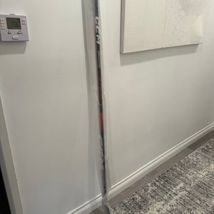 Senior CCM Jetspeed FT7 Pro Right Handed Hockey Stick P28 (New)