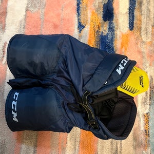 Junior Large CCM Tacks 3092 Hockey Pants (Used)
