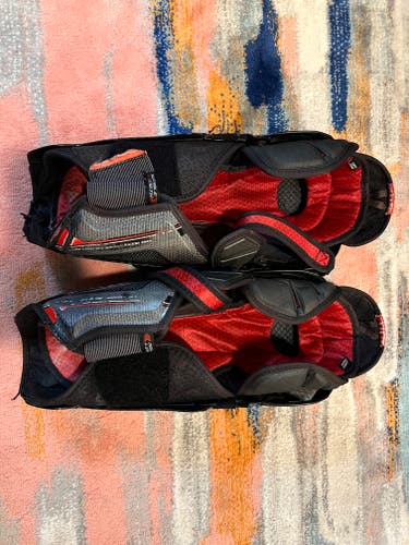 Senior CCM JetSpeed FT1 14" Shin Pads (Used)