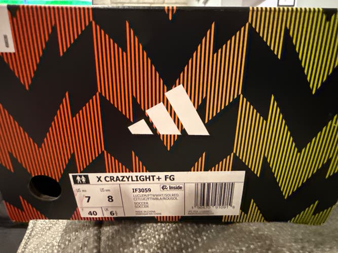 Men's Size M 7.0 (W 8.0) Adidas Cleats (Used)