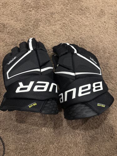 Bauer Vapor Hype2lite Gloves 14" (used 3x)