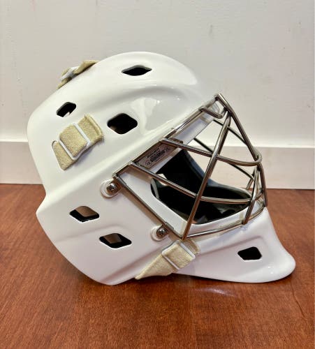 Sr 2022 Large Bauer NME One Mask w/CatEye+ Certified cages. New paint/chin cup/straps. Free Shipping