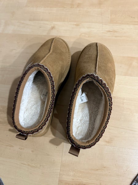 Brown Women's Adult Sandals (Used)