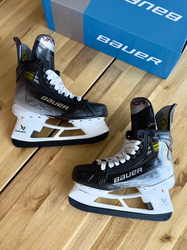 Bauer Vapor Hyperlite 2 Skates Size 6 Fit 2