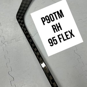 Senior(1x)Right P90TM 95 Flex ProBlackStock™ Unbranded Blackouts Pro Stock Nexus Hockey Sticks