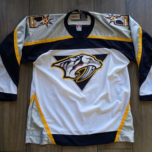 Nashville Predators 4th Generation CCM Home / Away Jersey Set Size Large