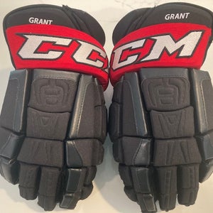 CCM U+ Crazy Light Gloves 14" Pro Stock (Used)