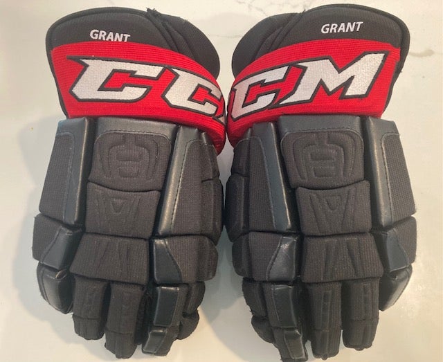 CCM U+ Crazy Light Gloves 14" Pro Stock (Used)