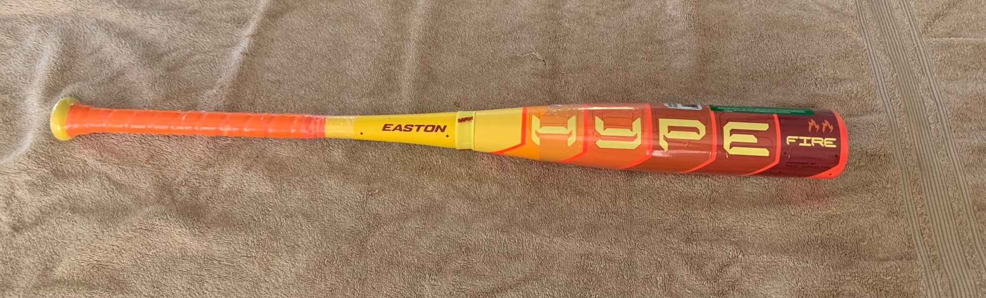 Easton Hype Fire Composite USABat Certified Bat (-11) 19 oz 30" (New)