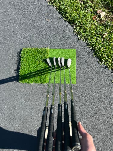 Men's Cleveland TA6 Left Hand Iron Set Regular Flex 5 Pieces Steel Shaft (Used)