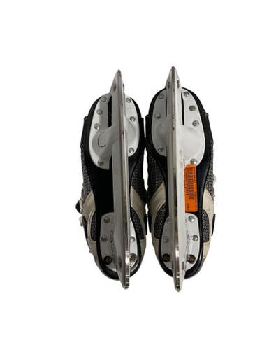 Used CCM 452 TACKS Junior Hockey Skate Junior 02 11847-S000029181