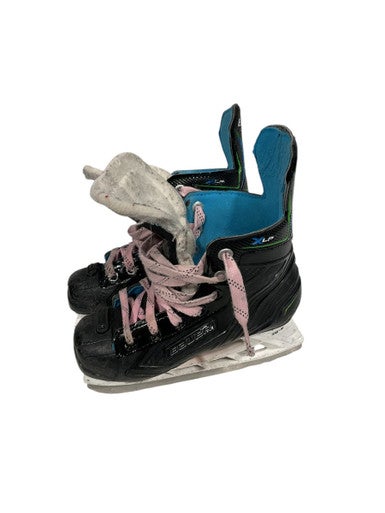 Used Bauer Junior Hockey Skate Junior 01 11847-S000029166