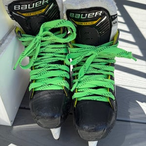 Bauer Hockey Skates Size 5 (Used)