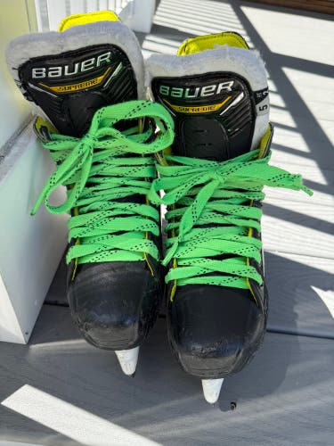 Bauer Hockey Skates Size 5 (Used)