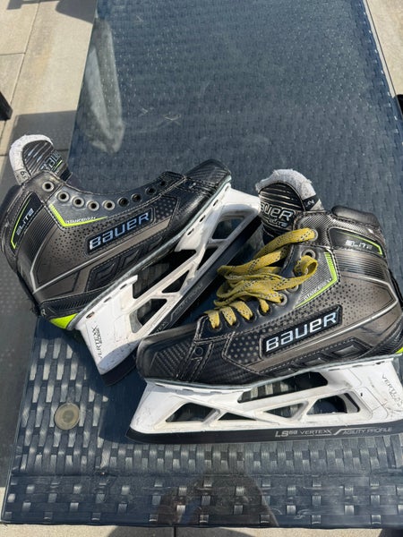 Bauer Elite Hockey Goalie Skates Regular Width Size 6.5 (Used)