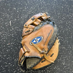 Used Easton NFP2 BB/SB Catchers RH Throw Brown 33" 11849-S000031371