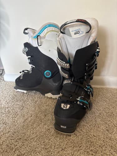 Women's Salomon All Mountain X-Pro Ski Boots Soft Flex (Used)