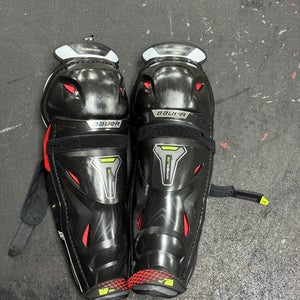 Intermediate Bauer Vapor Hyperlite 14" Shin Pads (Used)