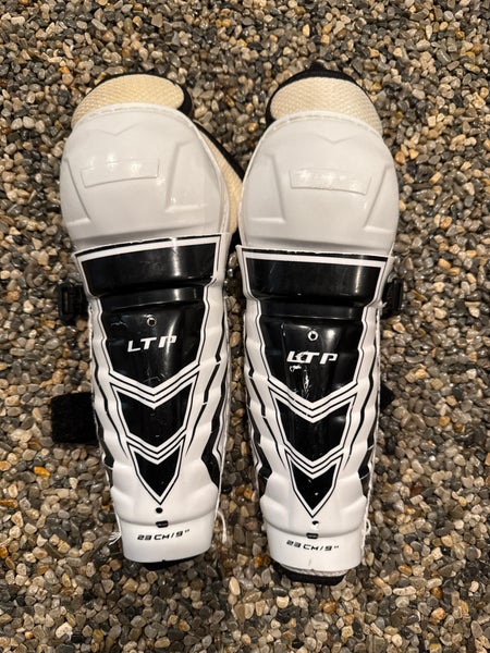 Youth CCM LTP 9" Shin Pads (Used)