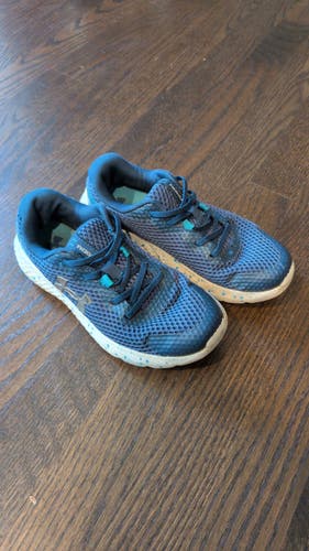 Blue Men's 1Y (Big Kids / Youth) Youth Under Armour Shoes