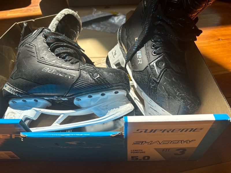 Bauer Supreme Shadow Hockey Skates Size 5 (Used)