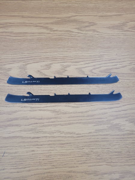 Size 8 NEW! Bauer LS PULSE Ti Goalie (New)
