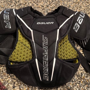 Large Senior Bauer Supreme S190 Shoulder Pads (Used)