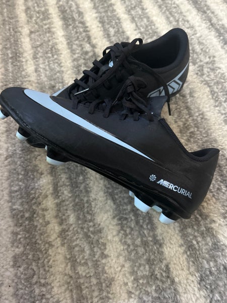 Black  M 5.0 (W 6.5) Nike Mercurial Vapor Cleats (Used)